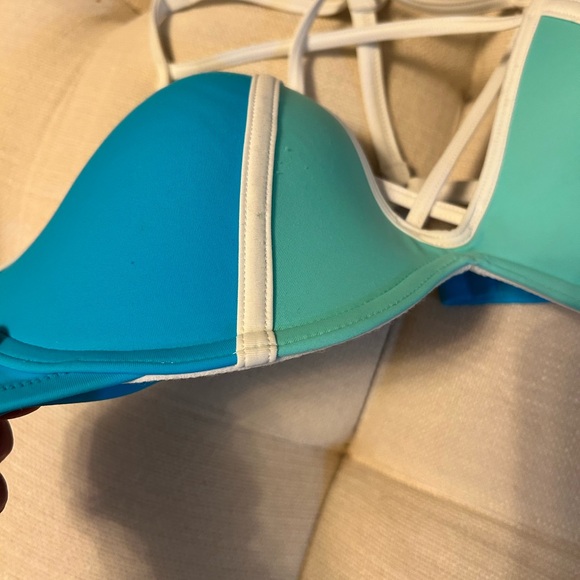 PINK Victoria's Secret Aqua/Blue/White Bikini Top T-Back Padded women’s Sz D-DD - Picture 8 of 13